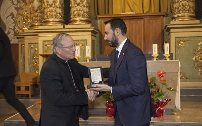 El Prior de la Delegación de Tarragona recibe la ‘Medalla a la Fidelidad de la Semana Santa de Tarragona’