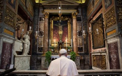 Las dos oraciones del Papa para invocar el «fin de la pandemia»