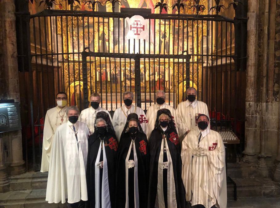 Asistencia de la Orden a los Oficios de Semana Santa en la Catedral de Barcelona